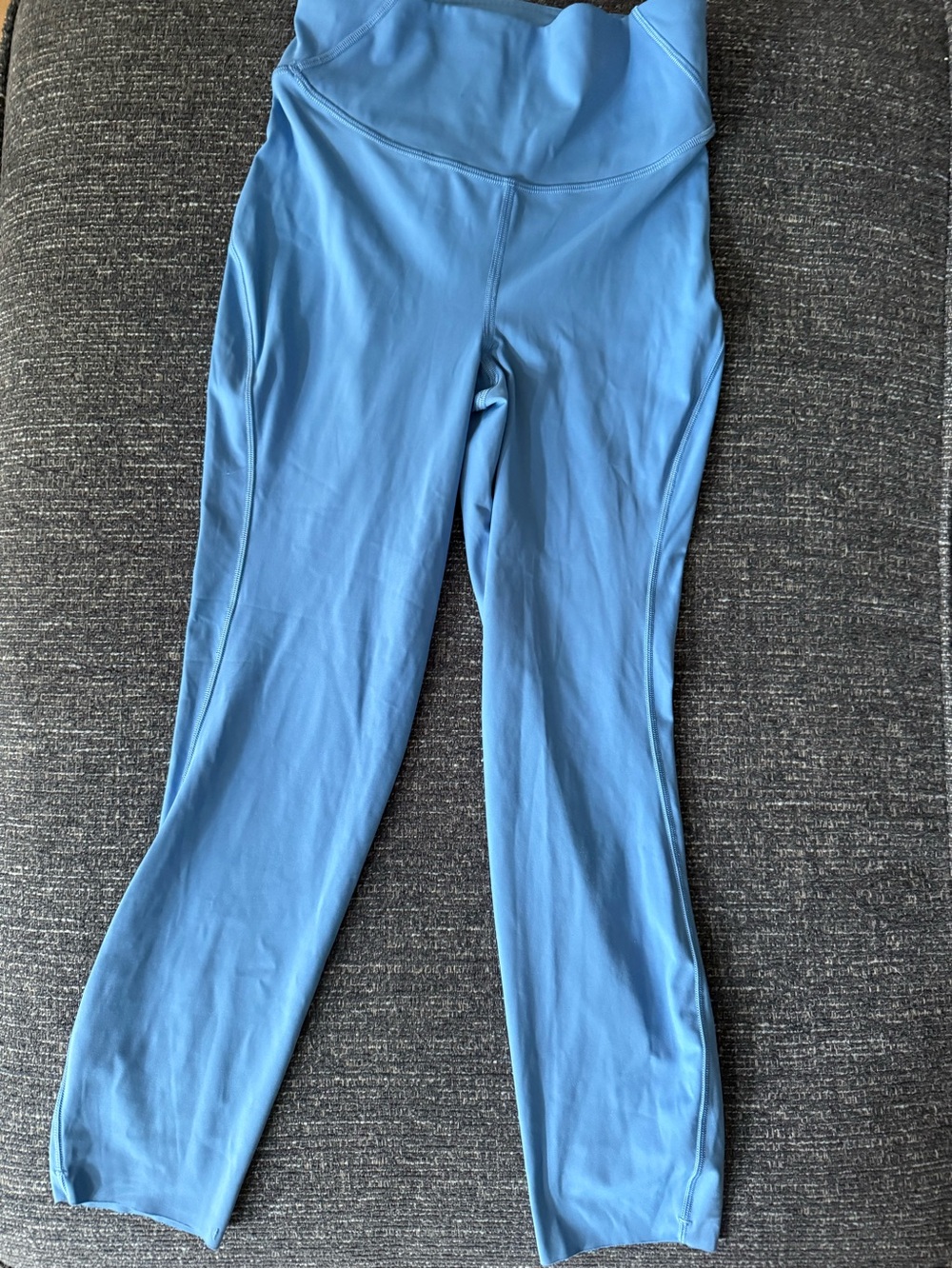 Lululemon Base Pace High Rise Crop  women’s 4